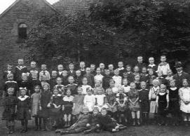 Historisches Klassenfoto um 1920